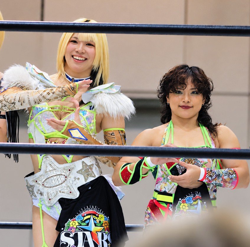 zarOY2wt8A94788's tweet photo. 2026.10.4 #STARDOM
静岡・ツインメッセ静岡大会
STARS🌟メンバー増えて🔥
更に輝く✨wing★gori🪽🦍🔥
#羽南 #飯田沙耶 #winggori #飯田組 https://t.co/UqLg4AItHL