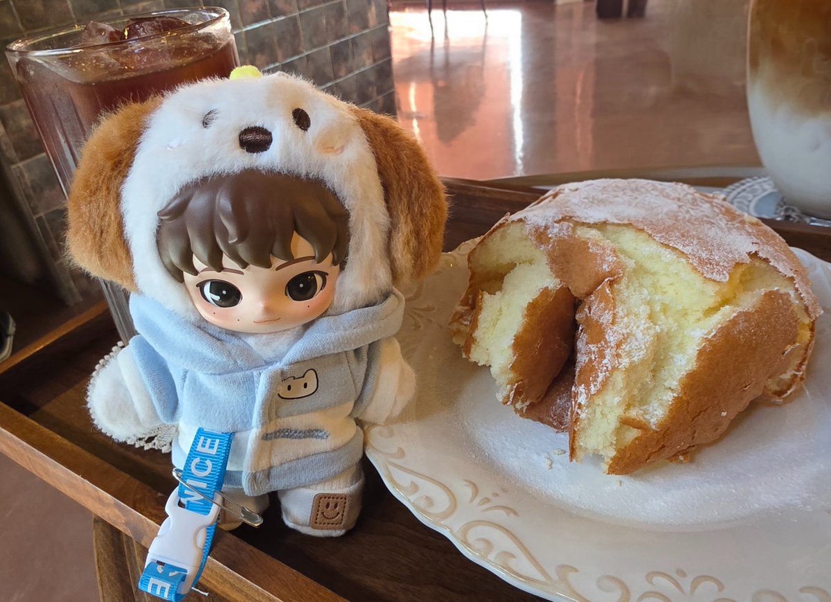 pppp342037's tweet photo. 먼작귀 영화보고 카페에서 놀기
토벌창 넘 잘산거 같아 https://t.co/eOenrEMpTJ