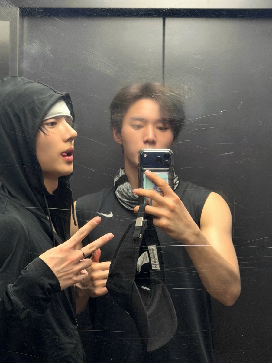 boriguma's tweet photo. 261005 알디원 인스타 #준서

뚠땅즈는 러닝메이트🏃🏃‍♂️ https://t.co/Cf3WQJYrQ5