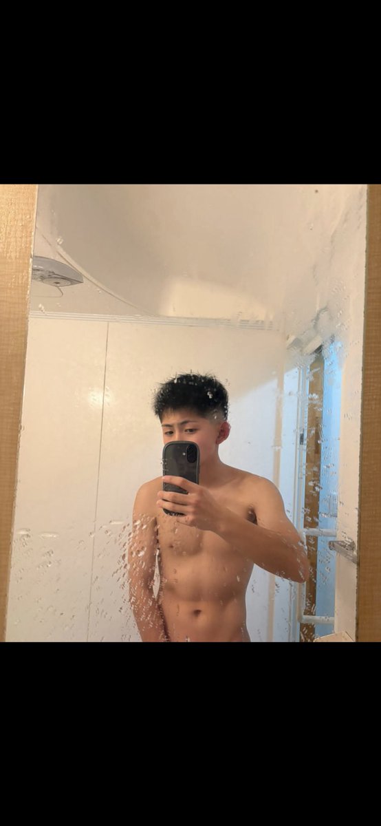 iuttno's tweet photo. フォロー拡散お願いします!rtしてくれた方何かあげます  #ゲイ #gay https://t.co/a9gbYzVUeS