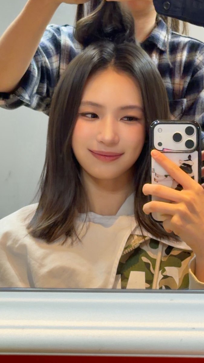 yihaniarchive's tweet photo. 261005 - yi hani weverse update 🫶🏻

#TUIDE #YIHANI #튜이드 #이하늬 https://t.co/Rb58fqvHQN