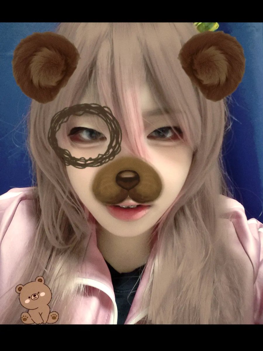 x2u_0's tweet photo. 그냥 틱톡으로 혼자 잘노는 사람되. https://t.co/FgClCx76N0