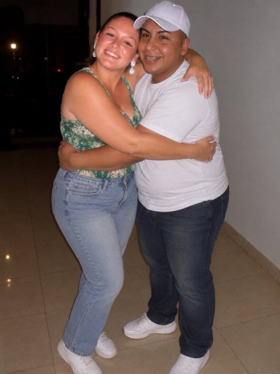 revivaltofly's tweet photo. Oficialmente Mariana Ochoa ACABÓ con sus mayores rivales en esa casa…

El público JAMÁS olvidará lo mierdas que fueron Heces y Gema con Mariana Ochoa… TODO vuelve 

#LaCasaDeLosFamososMéxico 
#LaCasaDeLosFamososMx https://t.co/14EYKb7LNG