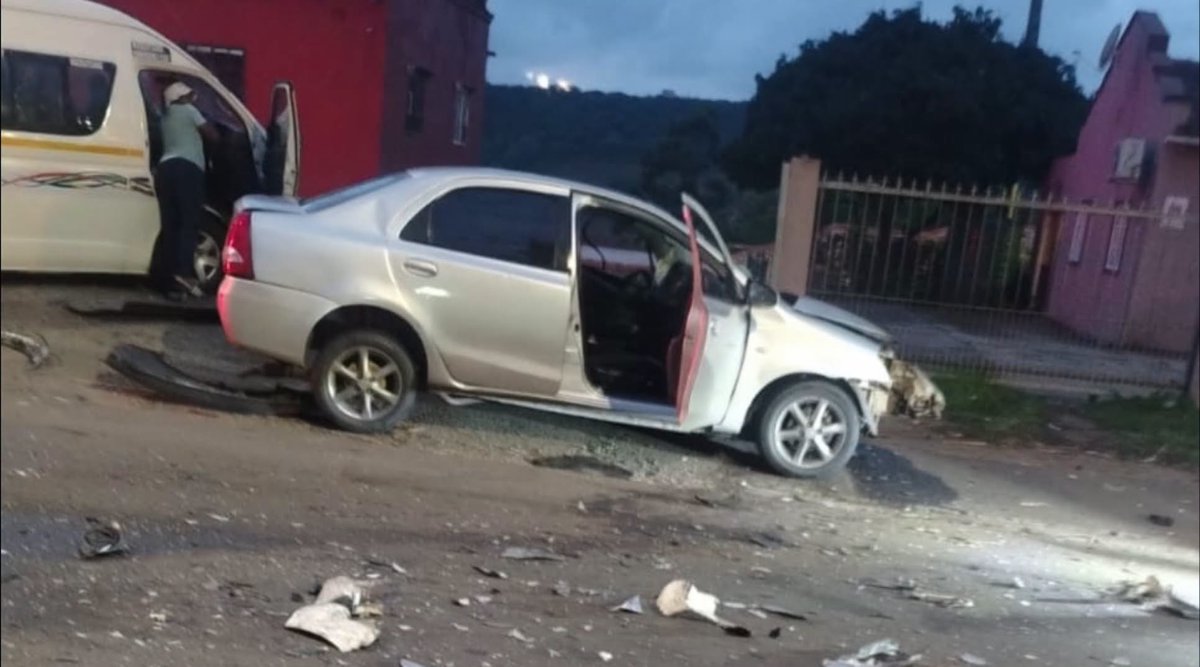 _ArriveAlive's tweet photo. Two Injured In Head-On Collision: Tongaat – KZN

https://t.co/BaFVWzlJj7

#ArriveAlive #HeadOnCrash https://t.co/QGySWbkjGN