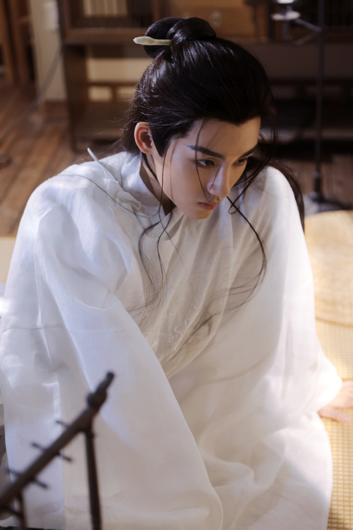 soonyunqi's tweet photo. Winwin Studio really knew what they were doing with this photoshoot back in 2024. They had a fcking vision https://t.co/JK87B5mXIE