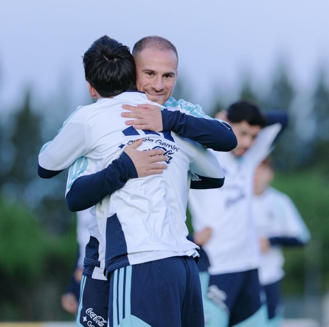 AshbornFCB's tweet photo. 🚨💔 Leonel Messi in the final training session with Argentina as Player 🇦🇷 😪
#Messi   #Argentina https://t.co/IyxwizFTPB