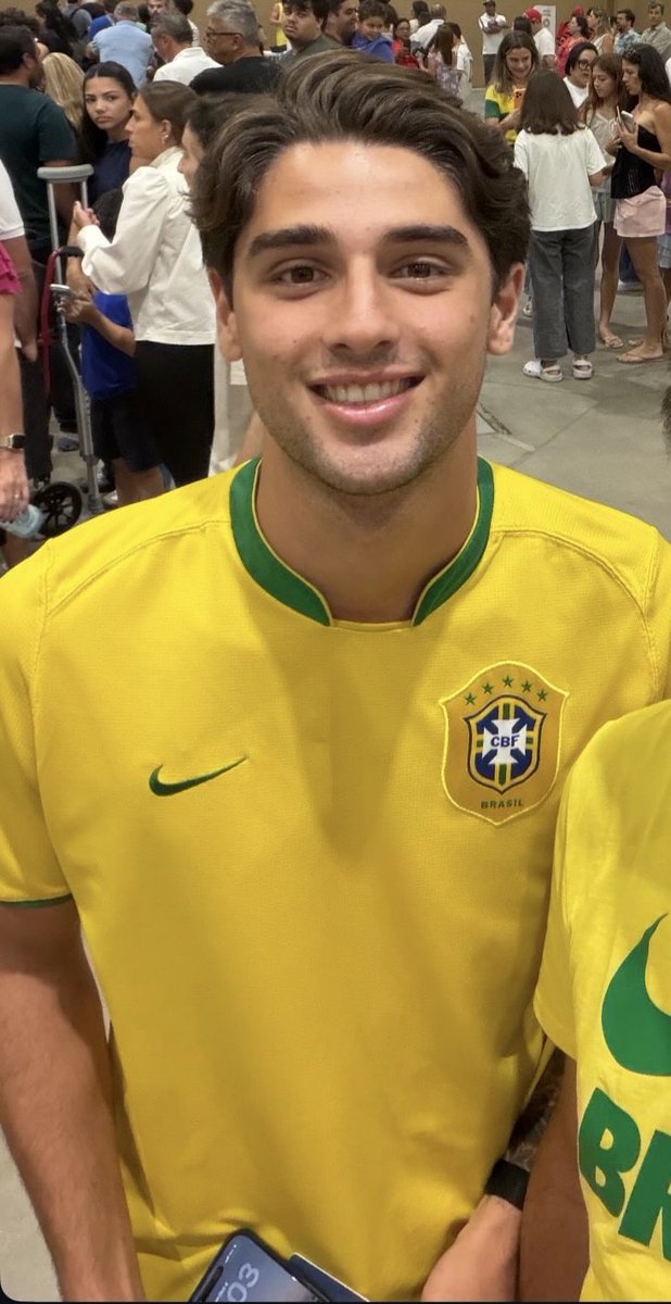 FOUR4WS's tweet photo. still cant get over how big his dick is🙂‍↕️ (Bernardo Marins / be.marins , Club Universal Preto)

#nsfwtwtً  #bwc #straight #bait #baited #brazil #gaysnap #teenbait #baitfiles #chudai #telegram #mlm #gay #nsfwaudio #leakvideos #tiktoker #tiktok #gayespaña https://t.co/TI9vWR9box