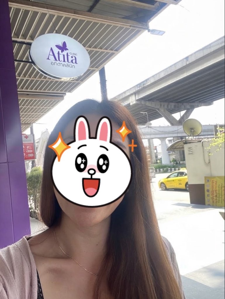 BeeBeeygk's tweet photo. 👉ใครอยากดูแลผิวกายให้ดูใสขึ้นแบบเป็นรูทีน ลองคู่นี้ 
 -กลางวัน Eucerin Spotless Brightening
 -กลางคืน La Roche-Posay Mela B3
ใช้สลับเช้า-เย็นแบบนี้ รู้สึกว่าผิวดูสม่ำเสมอขึ้นจริง ✨⭐️

#นวดเพื่อสุขภาพ #นวดรังสิต 
ลำลูกกา สายไหม ดอนเมือง ธรรมศาสตร์ ปทุม https://t.co/zVP9NpPKQy