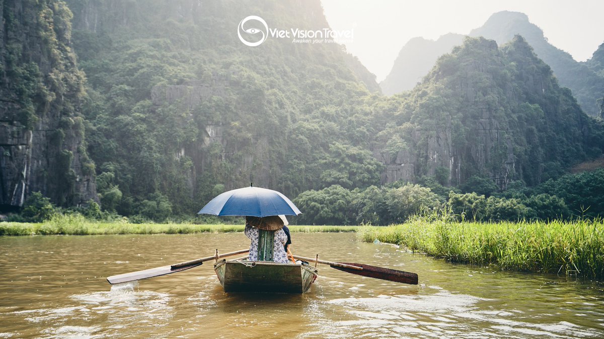 goldmoonpuma's tweet photo. Vietnam expects heavy rainfall and tropical storms through year-end. Pack smart, wear sturdy footwear, and keep your schedule flexible. Viet Vision Travel provides 24/7 monitoring, route adjustments, and local support. https://t.co/745eq45My1