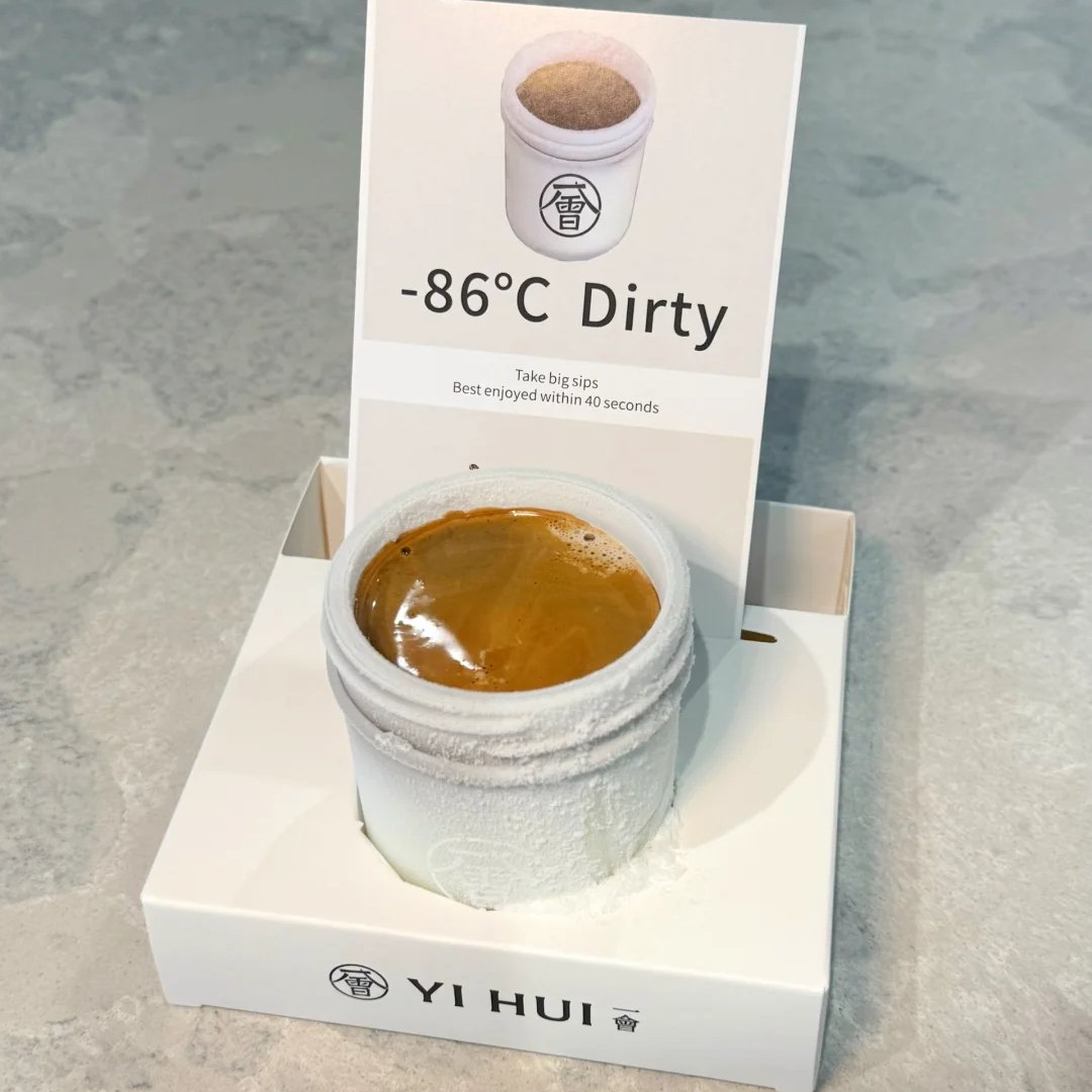 hono_summer_'s tweet photo. The "Dirty" I have to get every time I visit Funan. https://t.co/Qene9KVxWV