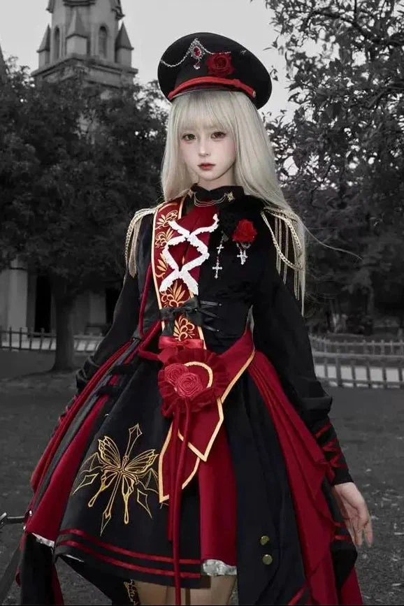 赤薔薇 ゴシック軍帽 Belchic в X: „🌹🖤赤薔薇と金の蝶の軍服ゴシックロリータ🖤🌹“ / X