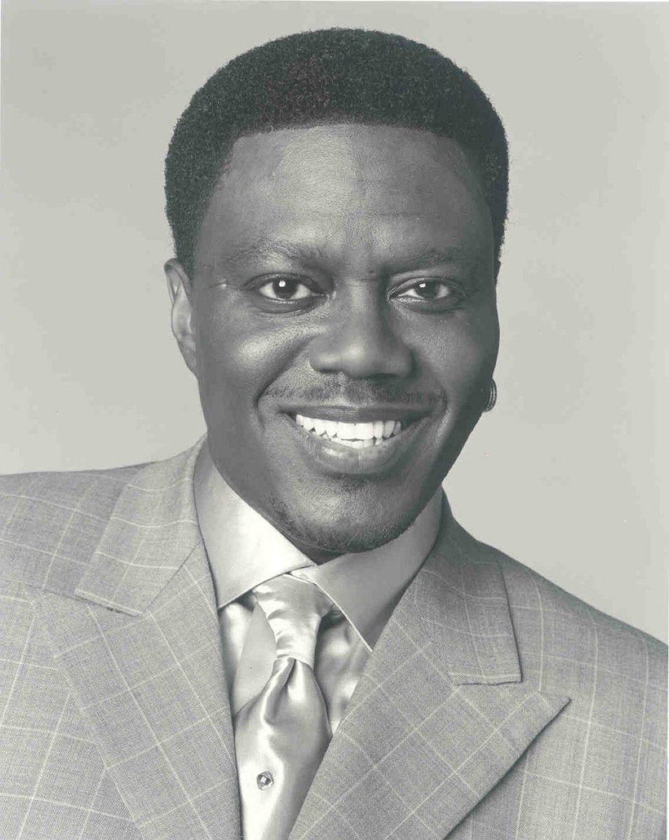 AuxGod_'s tweet photo. Happy 69th Birthday Bernie Mac 🥳 RIP 🕊️ https://t.co/YiXKr9ZK9g