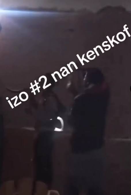 HeloBongiovani's tweet photo. #Haiti 🇭🇹: Membros da gangue “Didy” (Izo #2) realizaram um ataque contra as forças policiais haitianas em #Kenscoff (Kenskòf), após promoverem ataques letais. (vídeo)
https://t.co/inxsJa3osT https://t.co/Ng3ErGswNR