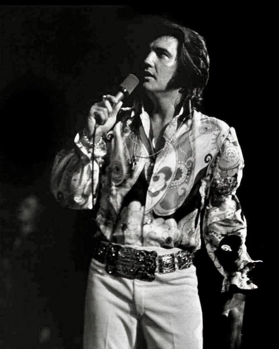 AboutElvis's tweet photo. Live 1972
#Elvis #ElvisPresley #Elvis1972 #ElvisHistory  #Elvistheking #Elvis2026 https://t.co/jTvHBTHjMH