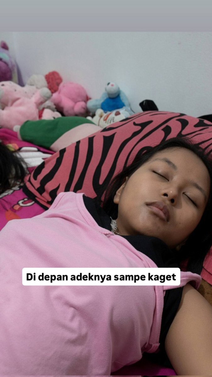 crillle's tweet photo. Di depan adeknya sampe kaget
https://t.co/VJt6ROFxgI https://t.co/4haGBUvUMt