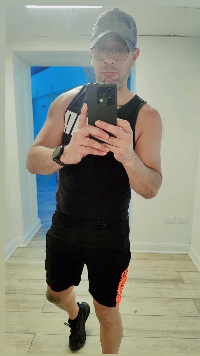 RaFaSexo34's tweet photo. Feliz noche 😴 https://t.co/3z6VIXMcU1