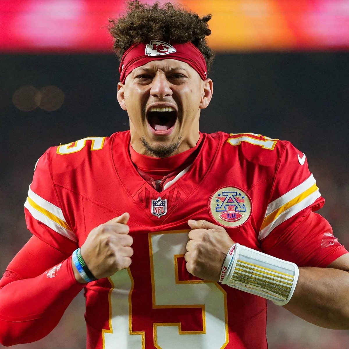 pinkuchiha__'s tweet photo. Y’all know I couldn’t go to sleep without reminding y’all who defeated the Raiders… 😭😂❤️💛

#ChiefsKingdom #Chiefs #KansasCityChiefs #KCChiefs #ChiefsWin #ChiefsNation #ChiefsFootball #NFL #NFLFootball #NFLFans #ChiefsMafia #PatrickMahomes #Mahomes #Raiders #ChiefsVsRaiders https://t.co/8okXxpfKDC