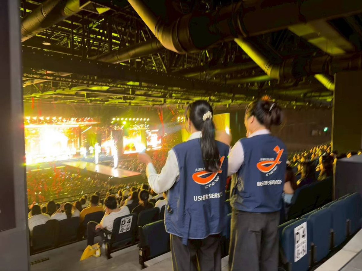 JCrewStaffUsher's tweet photo. Job : MR. D.I.Y. 10 Years Beside You Concert สุขเต็ม10
Venue : BITEC Live
Date : 04.07.2026
Client🙏🏻 : The Pointers

Thanks Support🤍 : The Security Af Team
Thanks Team🧡 : Staff / Usher 

#MRDIY10YearsBesideYou #MRDIY10ปีเคียงข้างคุณ #Jcrewteam #Jcrewfamily https://t.co/5mgoDJeA5e