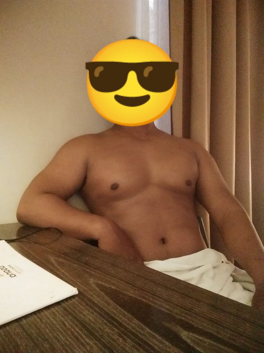 ericyogya's tweet photo. Udah di dalam kamar aja , diluar panas banget nyengat banget huhhh #jogja #yogyakarta https://t.co/yJXPaT9Wo6
