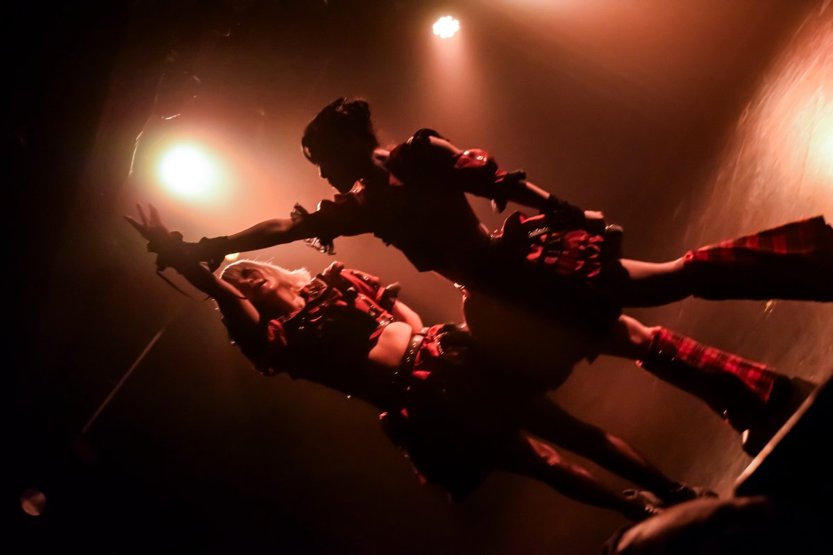 fukuji20_FGW's tweet photo. 2026_10_04_AFTER DARK FEST_SUNHALL       

CRYZ :「燈」       

#CRYZ
#クライズ 

#楽カメラ https://t.co/qfmVWLBRw5