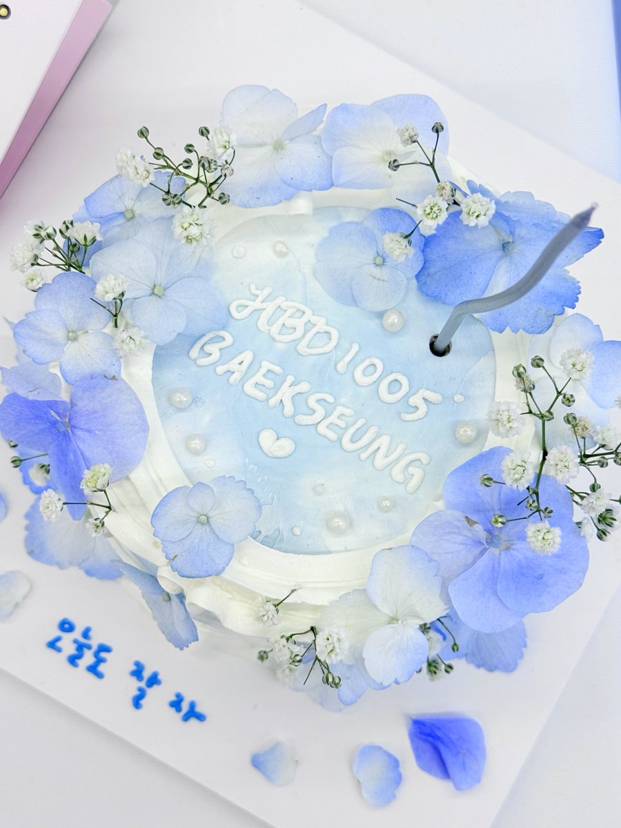 nestoct05's tweet photo. 261005 

💙🎂

#EPEX #이펙스 #백승 #BAEKSEUNG
#백승으로_채워갈_10월의_순간들
#Oct_Moments_with_BAEKSEUNG https://t.co/uABo7wNBSi