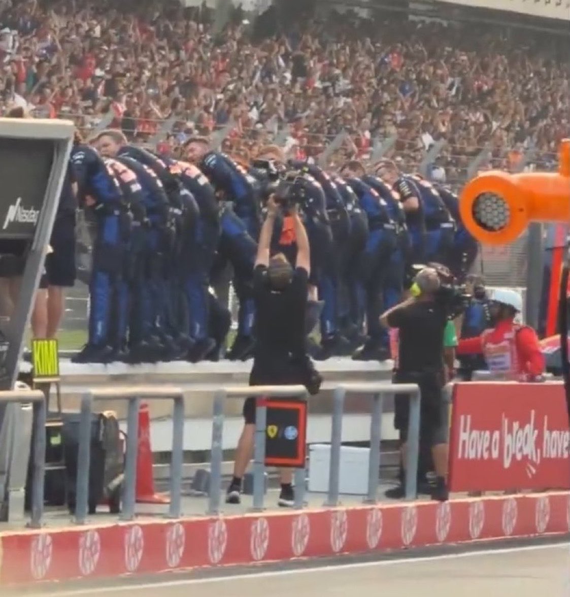 im_seoah's tweet photo. Formula 1 is a TEAM sport. https://t.co/EShGBpx0WA