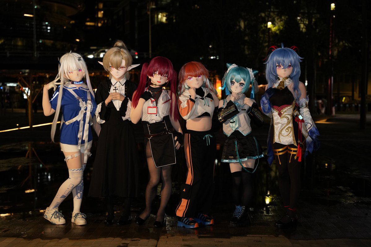 TheRoarinSpitty's tweet photo. A night to remember with @syamn_kig!! 🌃🌙
Thanks for coming to Sydney, see you in for SMASHcon!

📷: @kigu_Nao 
#kigurumi https://t.co/LWF0wCEVYf
