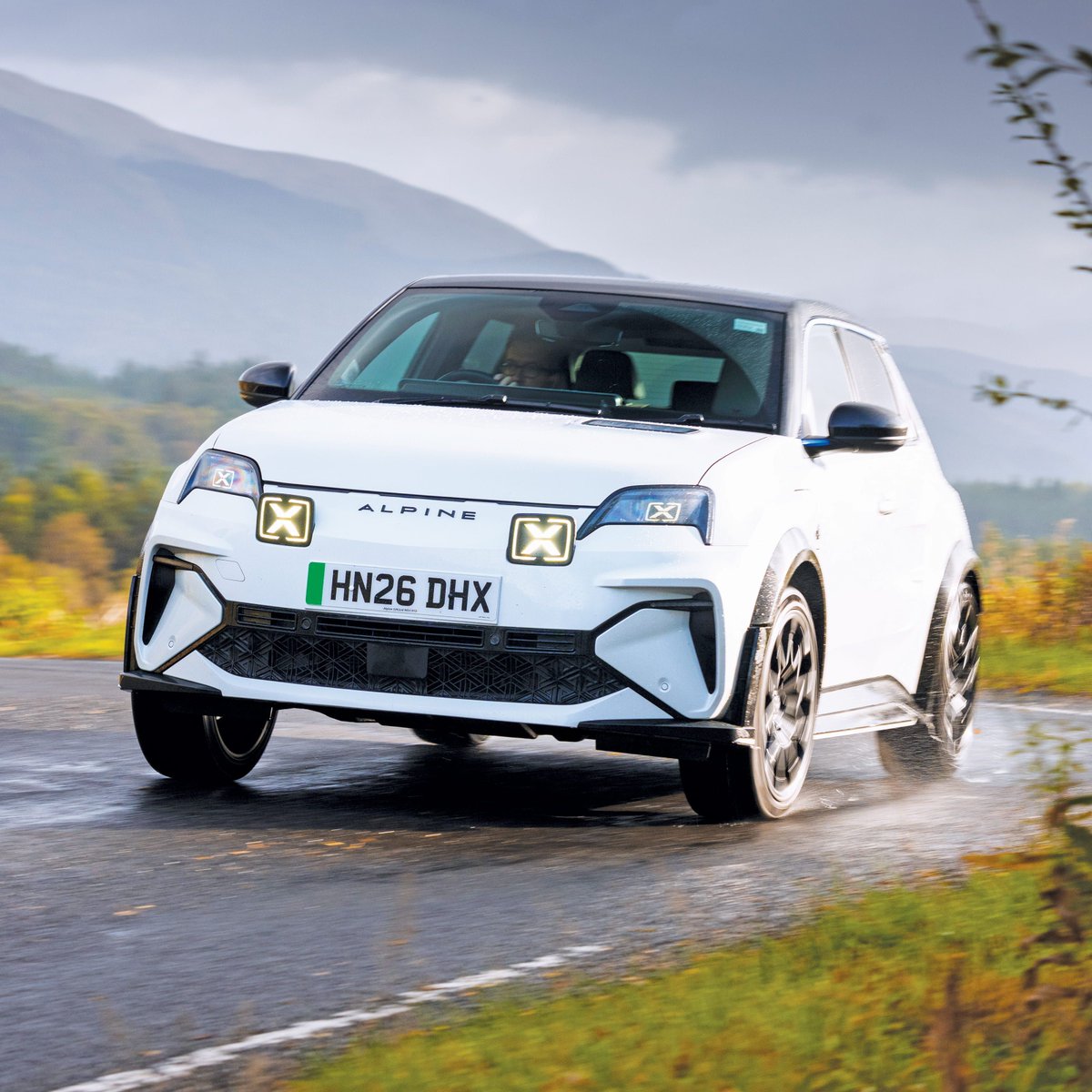 AutoExpress's tweet photo. En garde! Peugeot vs Alpine in the ultimate French electric hot hatch duel! https://t.co/Bw0foFYOcx