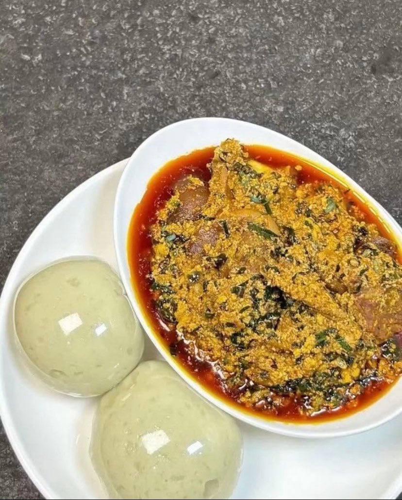 oyinpurity's tweet photo. Heavy.                            Or.           Light food https://t.co/IOAOPtffNt