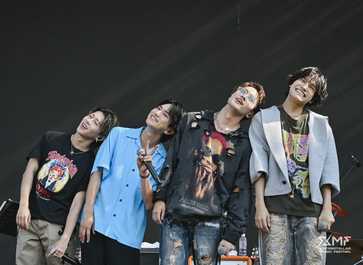 XMF_official's tweet photo. [XMF 2026] DAY2 SKETCH ⭑ Ae! group

Photo by  ⒸAZUSA TAKADA  / XMF 2026

•························· ⭑ ·························•
XMF 2026
Croxx The Sound, XMF!

2026. 10. 03(Sat) – 10. 04(Sun)
Paradise City

#XMF2026 #XMF
#XnterstellarMusicFestival2026 #XnterstellarMusicFestival