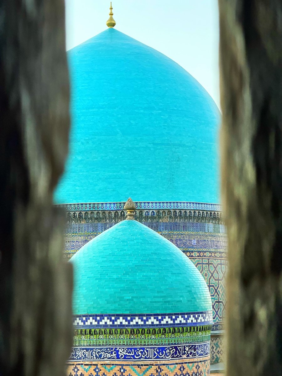 red_wolf_TC's tweet photo. World Tour, Stop 2: Samarkand, Uzbekistan. A city where Central Asia, Persia and India meet. From Timur’s legacy to the Registan and Gur-e-Amir, its history, architecture and cultural mix are unforgettable. https://t.co/8xFMBe1cED