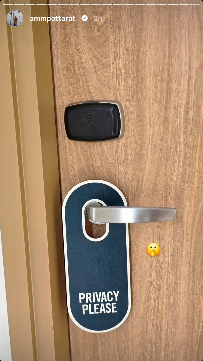 naksirkalian's tweet photo. MMMMAKSUUUUDDD PRIVACY PLEASEEEE?????????????????????????? HHEHHHHH JSJDHHSJJAKDKJJAS (menggilaaaa) https://t.co/NsC2zTP7m7