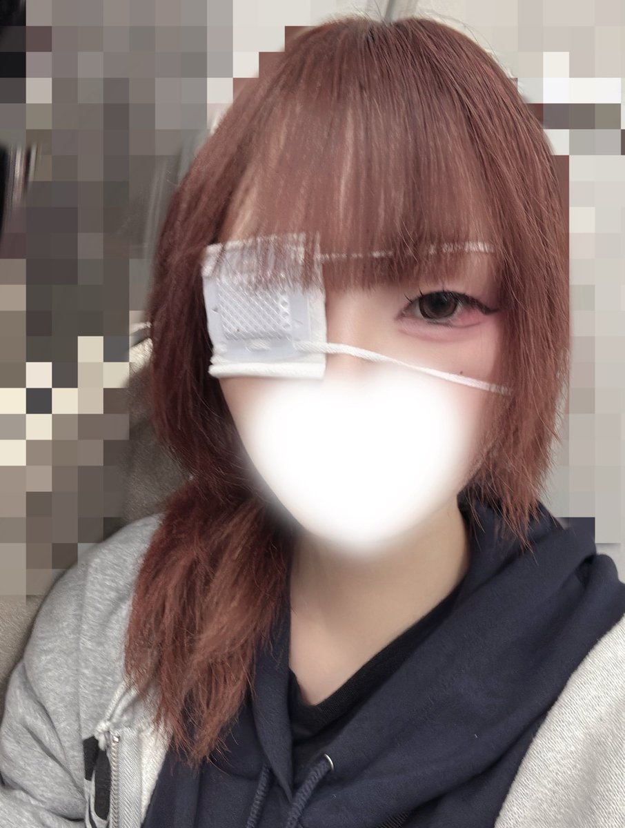 wit_neo's tweet photo. 本日も20:00〜❣️
眼帯もかわいいということ👉👈 https://t.co/YCelbZdqC5