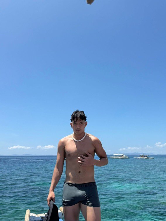 youragentxxx's tweet photo. ang sarap din talaga nitong si miggy tolentino mga beh no kelan kaya to magkaka viral😭🤣 https://t.co/3piQd0unkq