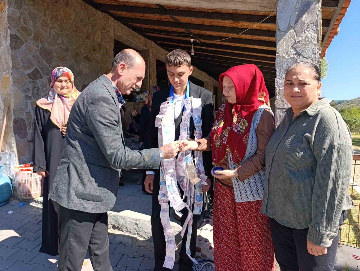 yenisafak tweet picture