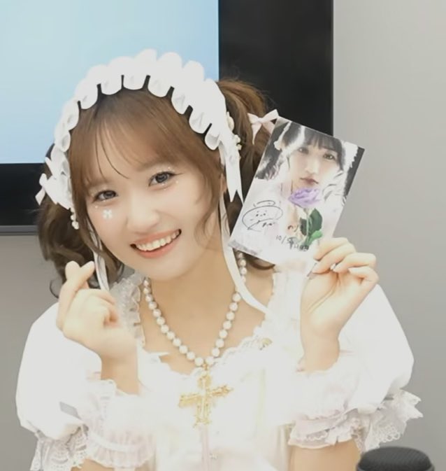 noriki_ss's tweet photo. おゆい名前呼びとサインありがとー！✍️
リアバで呼んでもらえて嬉しかったよ！
LARMEのビジュ可愛すぎて届くの楽しみです🙌
#音井結衣 https://t.co/w6cyvFLk10