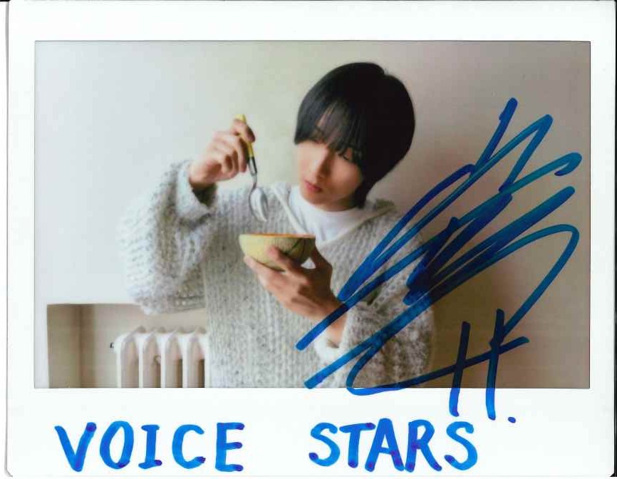 TVguidePERSON's tweet photo. 【｢#TVガイドVOICESTARS vol.38｣好評発売中】
★直筆サイン入り生写真プレゼント
賞品番号G／#小林千晃 さん

必ず本誌の応募券をハガキに貼ってご応募ください。
締切は10/13(火)消印有効となります。
ご購入はhttps://t.co/HWRYUAMxwj https://t.co/bYco3M3xWS