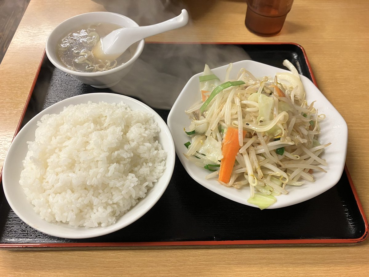 UMAsoul's tweet photo. やっぱ野菜炒めうめ〜 https://t.co/cJO9oJNWEj