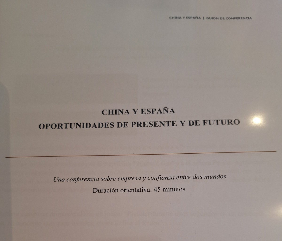 aguaderocasado's tweet photo. Madrid, os invito a mi conferencia  en los "Lunes de China" (17 h., sede de la Asociación de Amigos del Pueblo Chino. C/Turia, 7). “España y China ante un nuevo horizonte de cooperación económica. Ciudades del desierto: transformación y nuevas perspectivas para Europa” 😘📕 https://t.co/ARN2XJc9rL