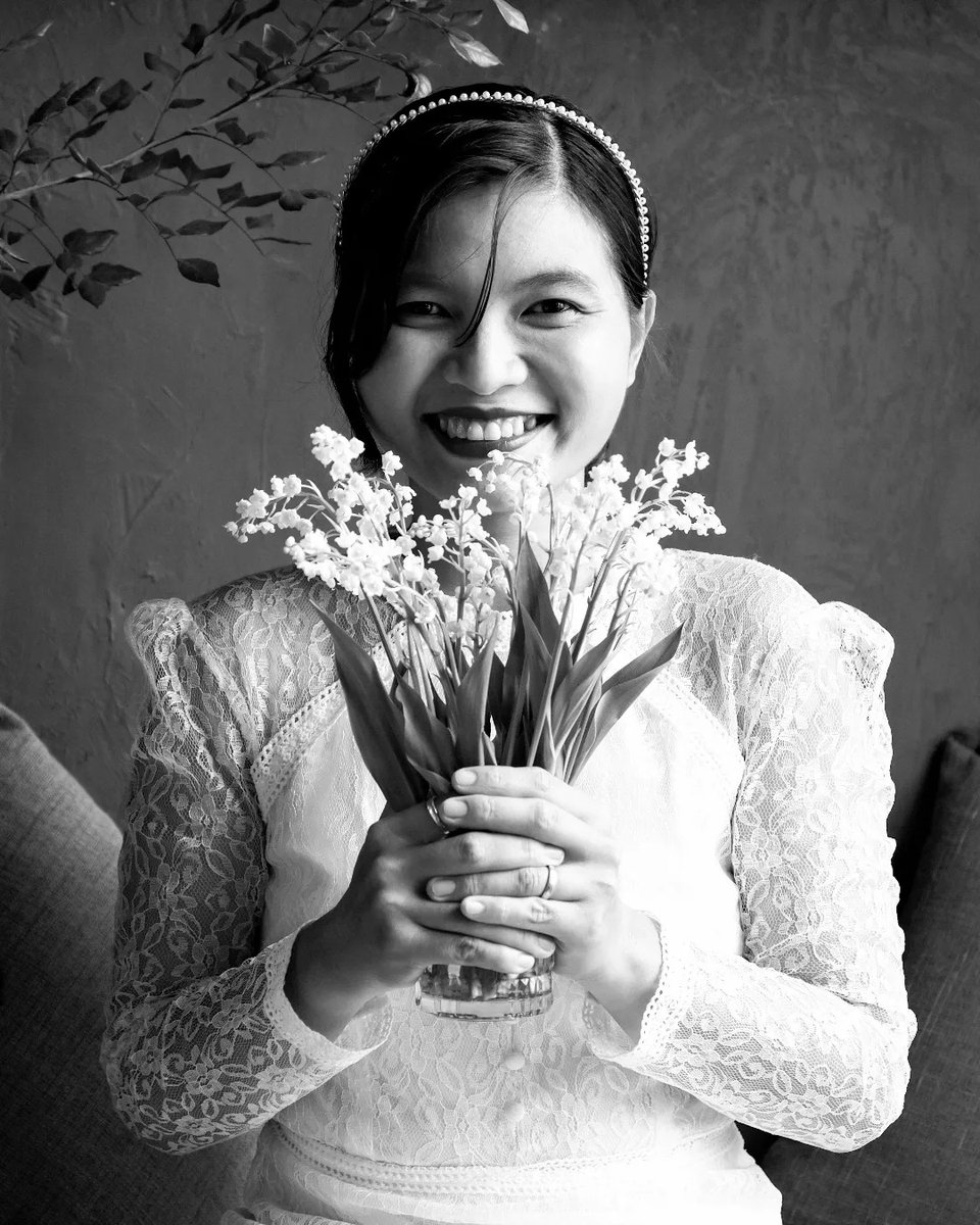 maran1970's tweet photo. Anh là chú rể, em là cô dâu. Aha, hôm nay lại đúng ngày Cá tháng Tư. https://t.co/vjCEme5ckf