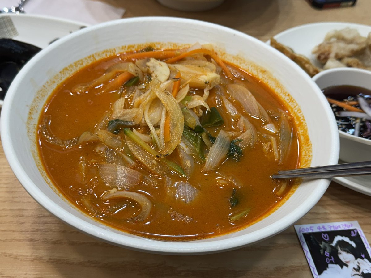 lovesun1016's tweet photo. #나니오시니테루 #애정의한조각 #달달무슨달
겐바 후 저녁..! 다들 저녁은 든든하고 맛있는 것으로 챙겨들 드세요! https://t.co/9gyFUDcQln
