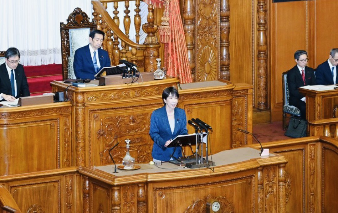 hajikano_hiroki's tweet photo. 【高市総理・所信表明】

本日、参議院本会議場にて高市総理の所信表明演説が行われました。

「決断、挑戦、実行」と力強く語られましたが、政治は言葉だけでは変わりません。

是々非々の姿勢で、しっかりと見極めてまいります。#参政党 #はじかのひろき https://t.co/afaFRQo7yD