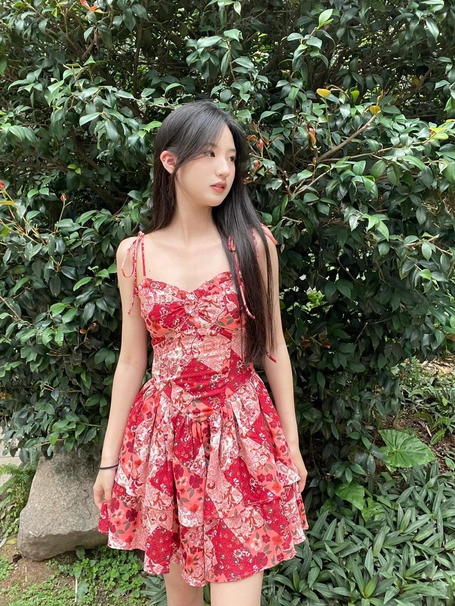 xdan0001's tweet photo. Life is like summer flowers. https://t.co/uF4vV9Rm6B