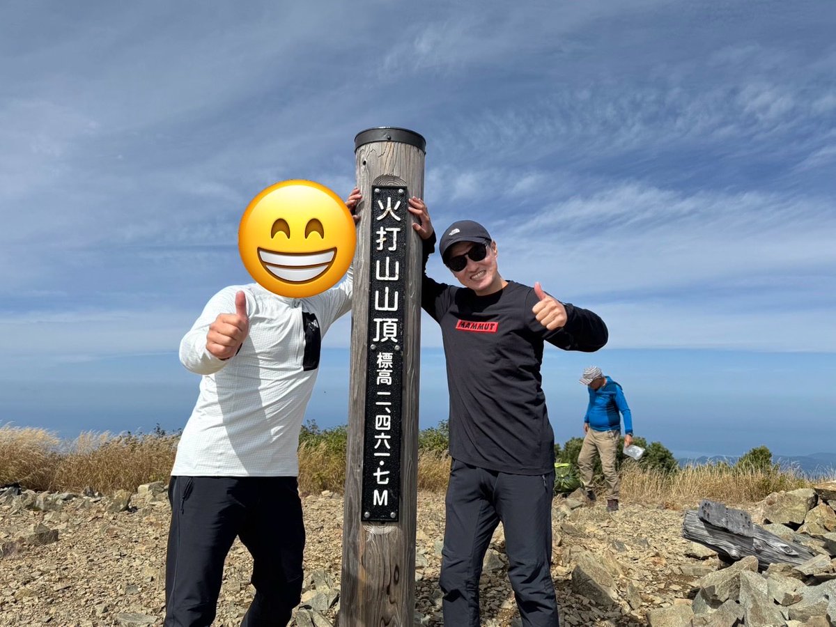 tadayoshi8585's tweet photo. ちなみに去年の今頃は火打山に登りました。
なかなかメルヘンチックで素敵な山だった。 https://t.co/SiiithSGFe