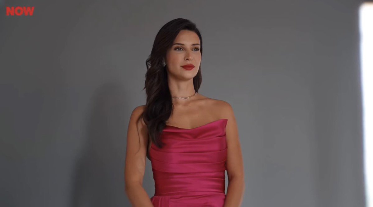 Hanife287's tweet photo. Afişin en güzel kısmı #AlCey olan yerleri😍❤️‍🔥 
 #DevrimÖzkan #DenizCanAktaş 
#Yeraltı https://t.co/jHMnLqcepR