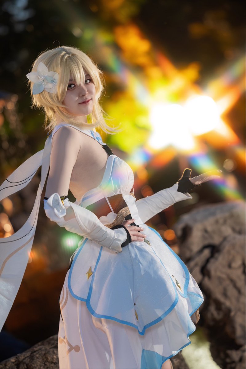pnz_maru_'s tweet photo. ⚠︎︎Cosplay / コスプレ

原神 ／ 蛍 

p.  @oshachi_s2 様
#アコスタ鶴舞  #Lumine  #GenshinImpact https://t.co/irfrGbEpBs