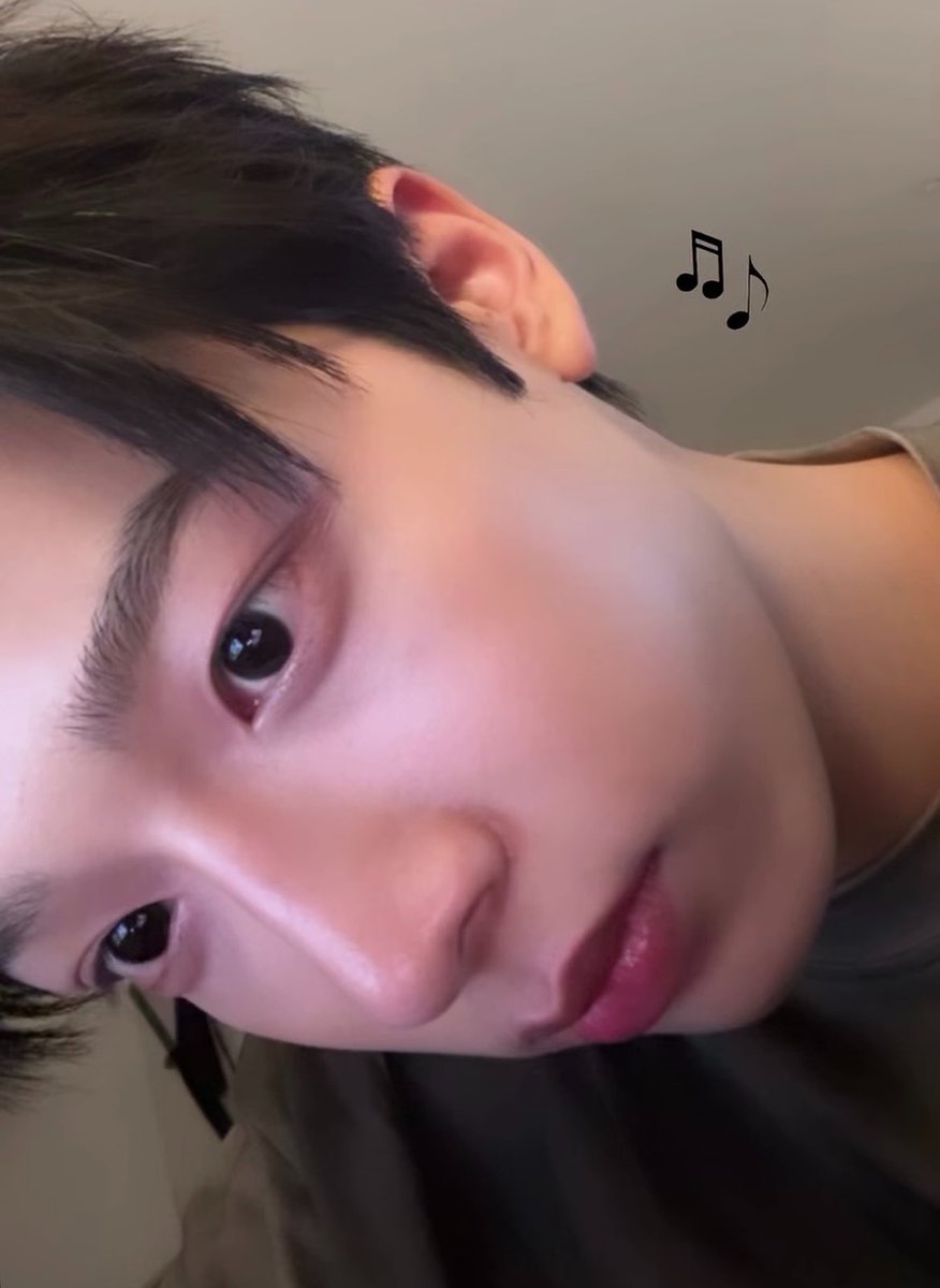 slowmotionday's tweet photo. จัดอันดับสิ่งที่แพ้
อันดับ1: เน้กอ้อน https://t.co/V2FMxO9EPw