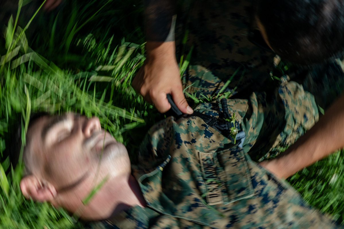 Real_Travis_H's tweet photo. Life saving skills

U.S. #Marines with Battalion Landing Team 3/6, #22ndMEUSOC, conduct tactical combat casualty care training on Camp Santiago, Puerto Rico, Oct. 1, 2025, during #Deployment 25-26. 

 #USMC 📸 by LCpl. Kyle Baskin https://t.co/lmFT6aSkCn