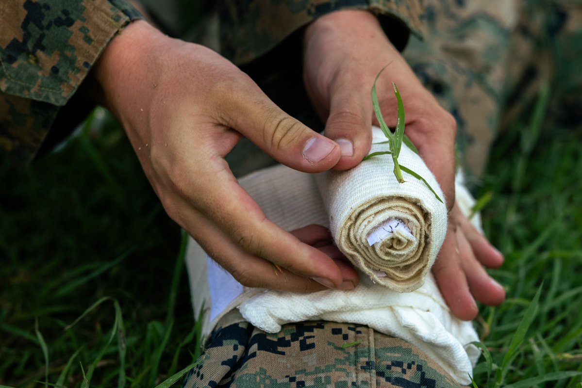 Real_Travis_H's tweet photo. Life saving skills

U.S. #Marines with Battalion Landing Team 3/6, #22ndMEUSOC, conduct tactical combat casualty care training on Camp Santiago, Puerto Rico, Oct. 1, 2025, during #Deployment 25-26. 

 #USMC 📸 by LCpl. Kyle Baskin https://t.co/lmFT6aSkCn