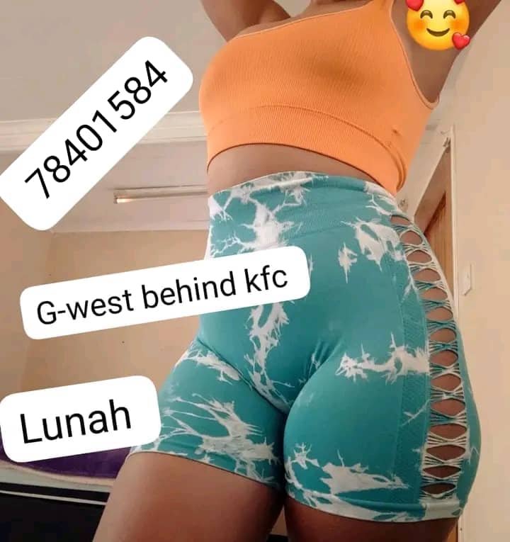 BotswanaHookups's tweet photo. Hooker : Lunah 🍑 https://t.co/NtV9XzlBhp